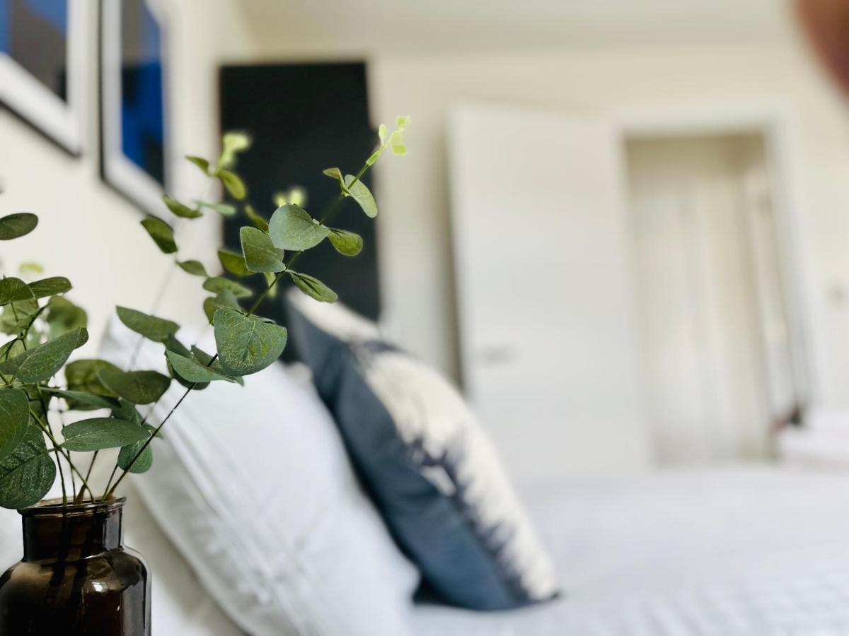 Fabulous One Bedroom Apartment Near Old Trafford Stadium Manchester Exteriör bild